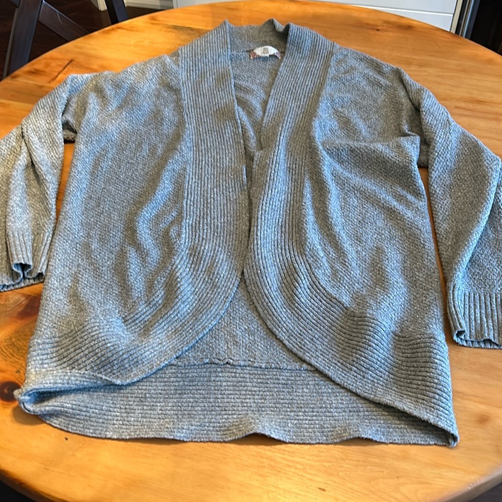 Women’s cardigan sweater - medium grey knit size L